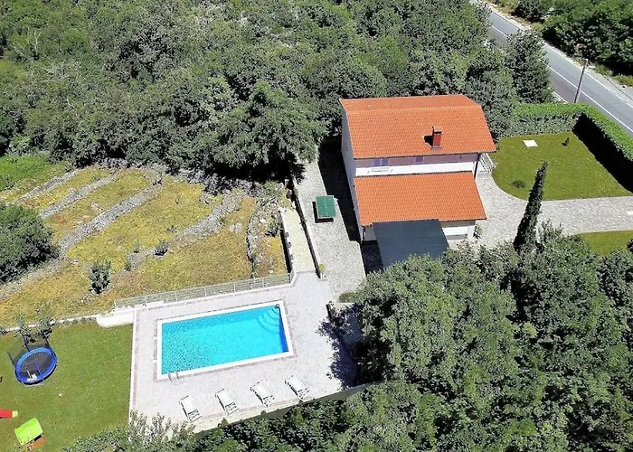 House For Vacation Runac *